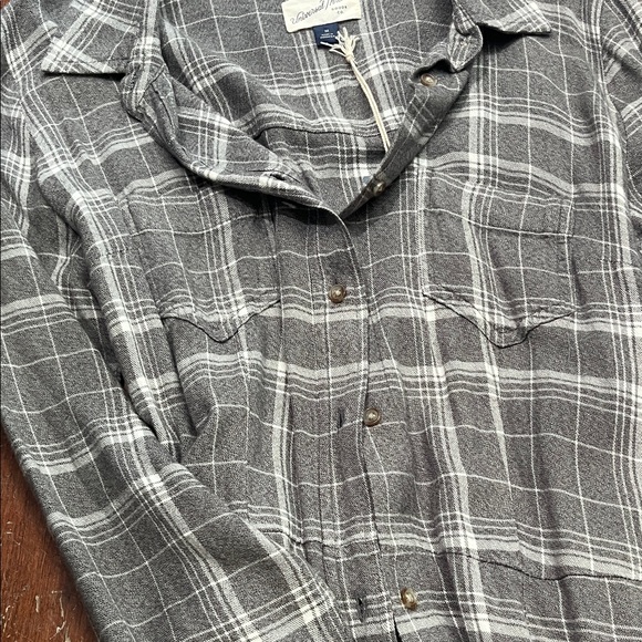 Bundle of three button down dresses - Picture 6 of 11